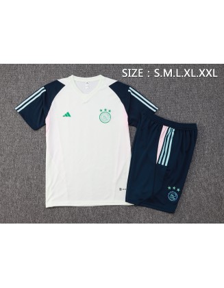 Jerseys + Shorts Ajax 23/24