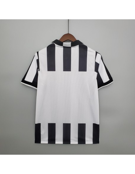 Juventus Home Football Jersey 14/15 Retro