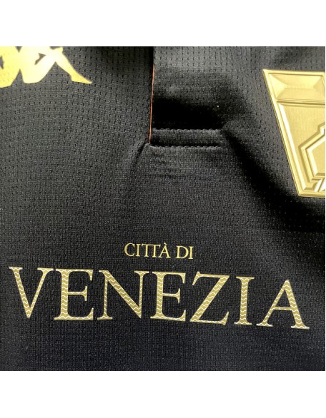 22/23 Venezia Football Shirt 