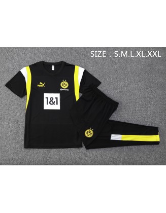 Jerseys + Pants  Borussia Dortmund 23/24