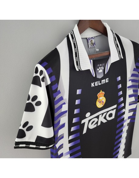 Real Madrid Jersey 97/98 Retro