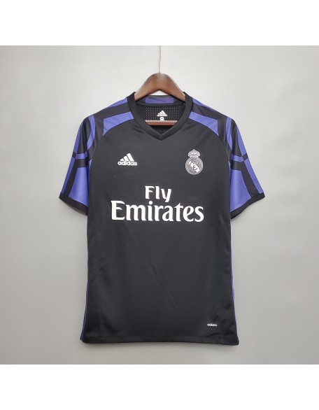 Real Madrid Jersey 15/16 Retro 