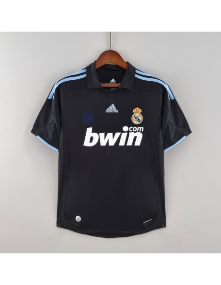 Real Madrid Jersey 09/10 Retro