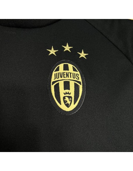 Juventus Football Jersey 15/16 Retro