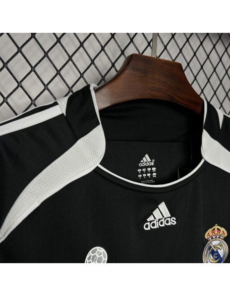 Real Madrid Jersey 06/07 Retro